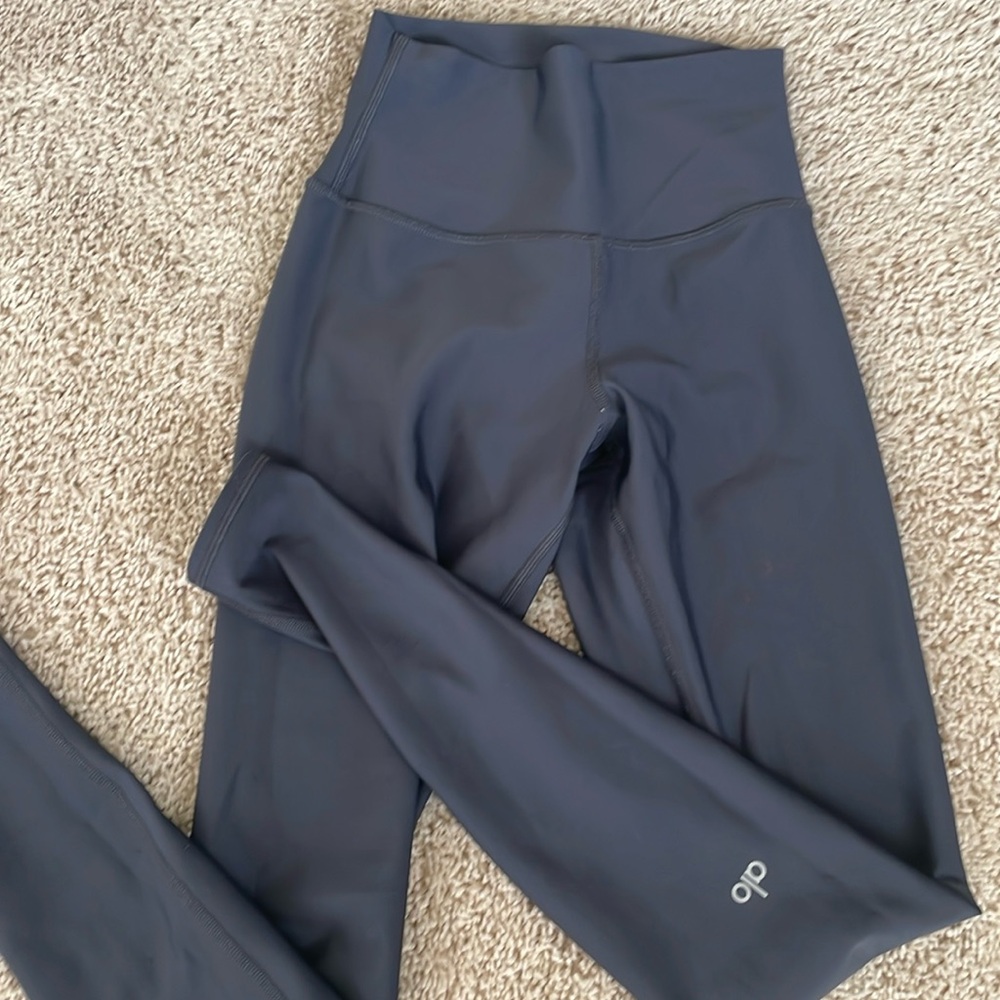 Alo Leggings